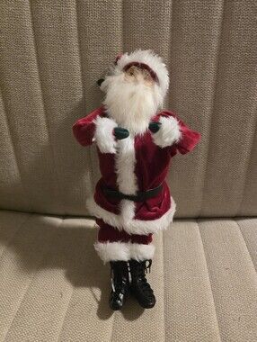 Byers' Choice Sitting Santa